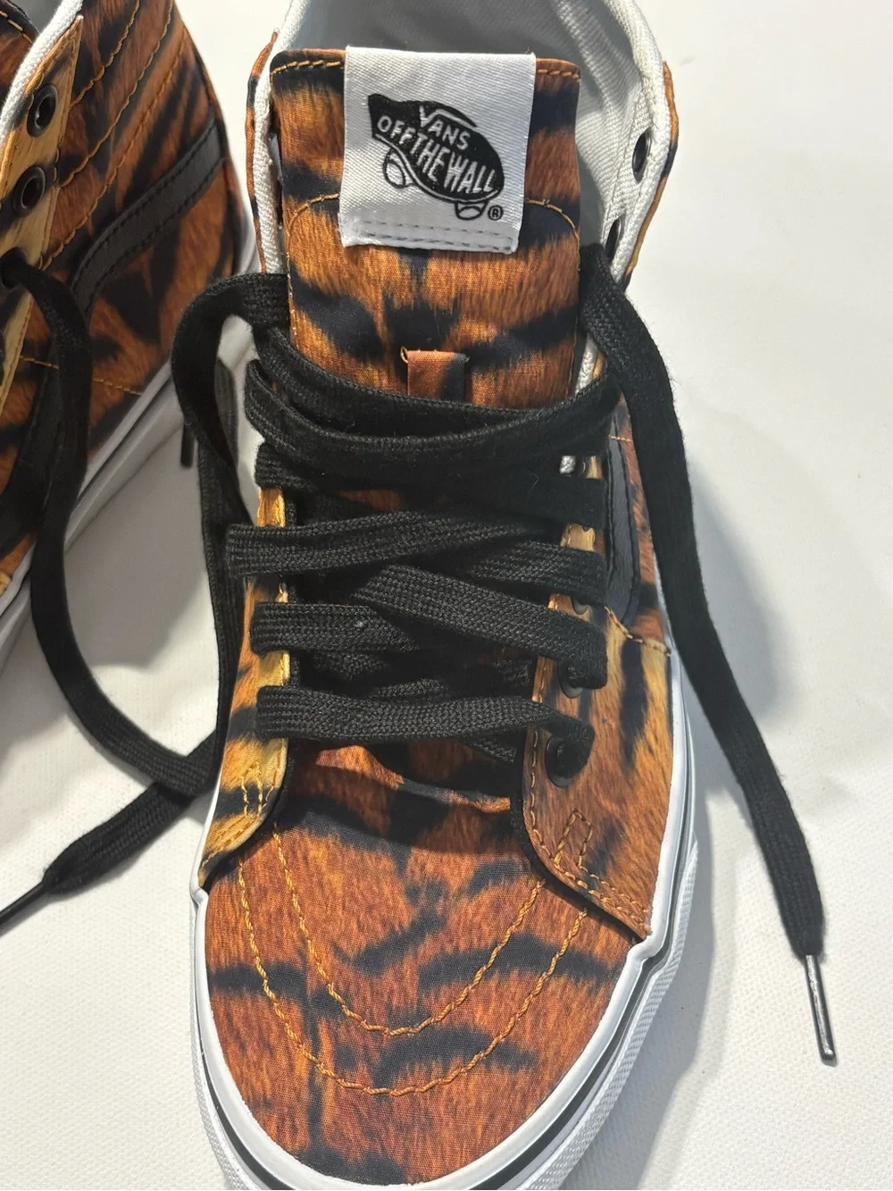 Vans Sk8-Hi Tapered Tiger Print Mens 6 Womens 7.5 NWOT High Top Sneakers (S1)